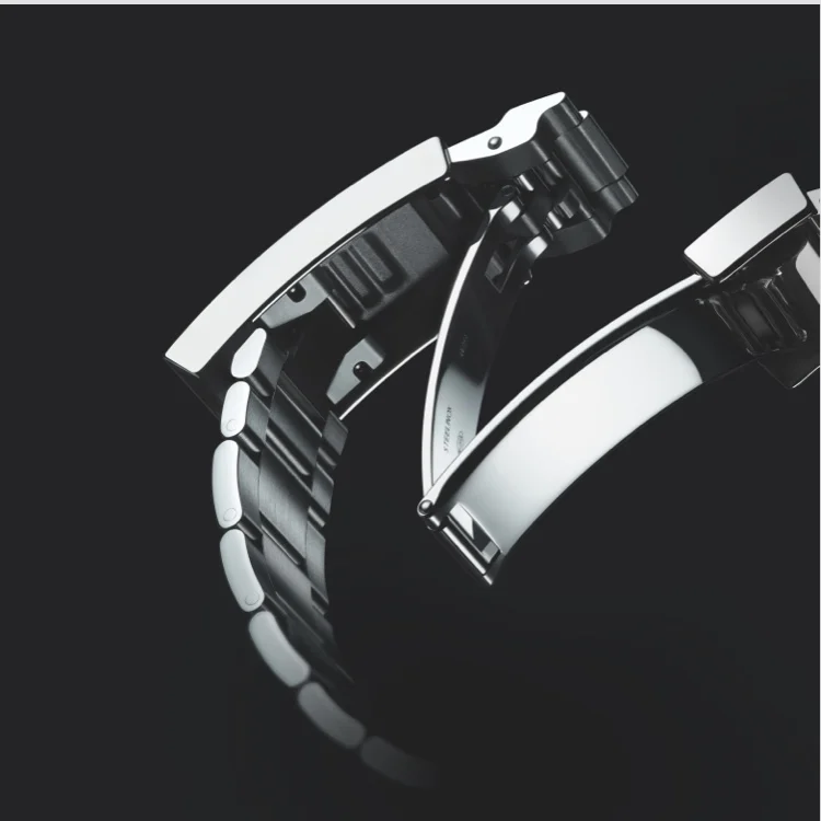 The reference dive watch Image Component Mobile