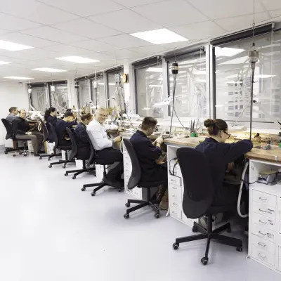 Découvrez l'univers du métier de joaillier