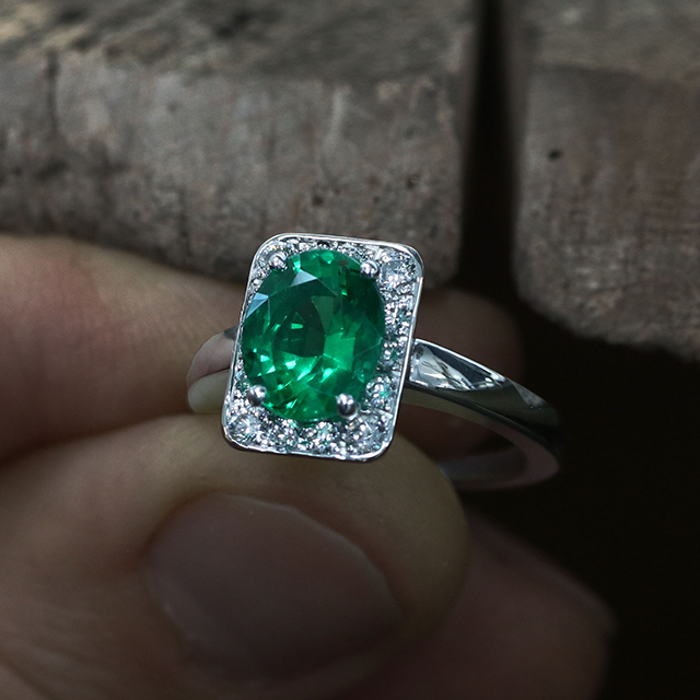 Les pierres précieuses vertes : la couleur verte à l’honneur à l’occasion de la Saint-Patrick.
