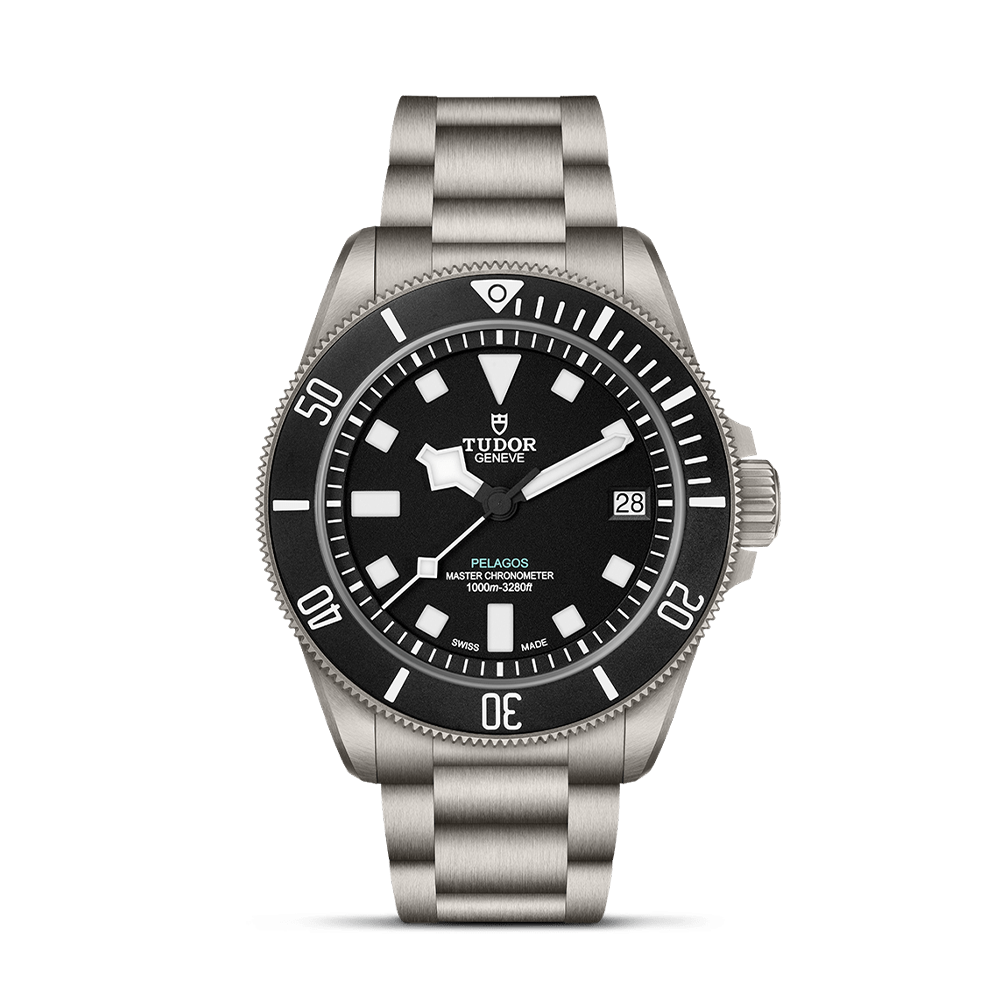 Tudor Pelagos Ultra noire 43 mm